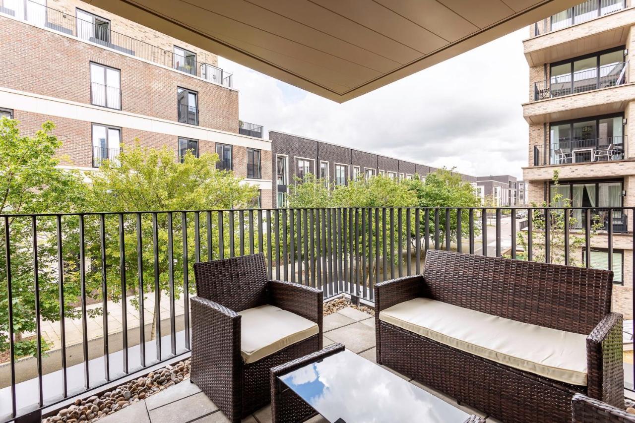 Apartamento White Marble Tranquility, Park Side Life Londres